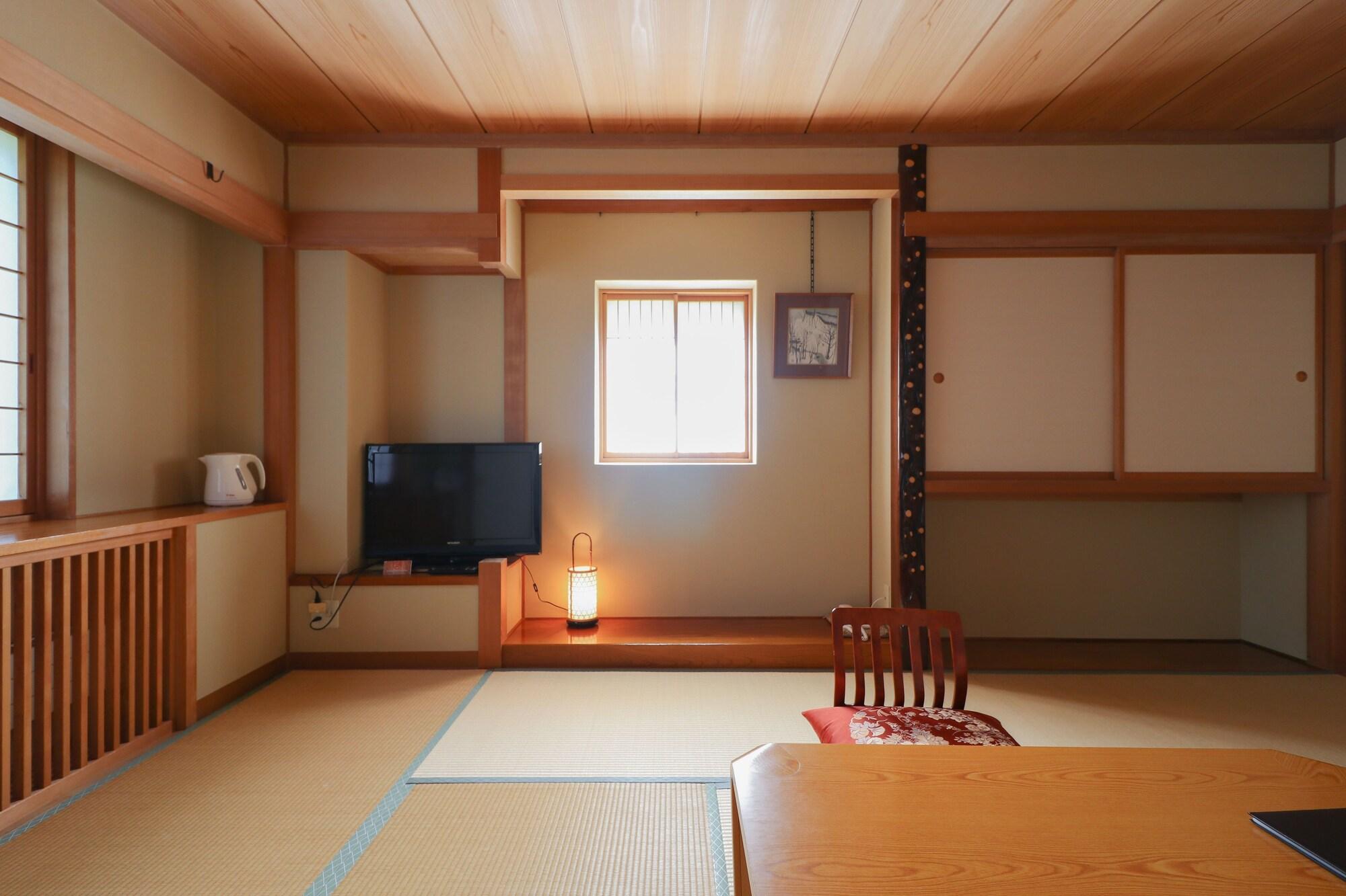Ryokan Shirakabaso Shigakogen 3*
